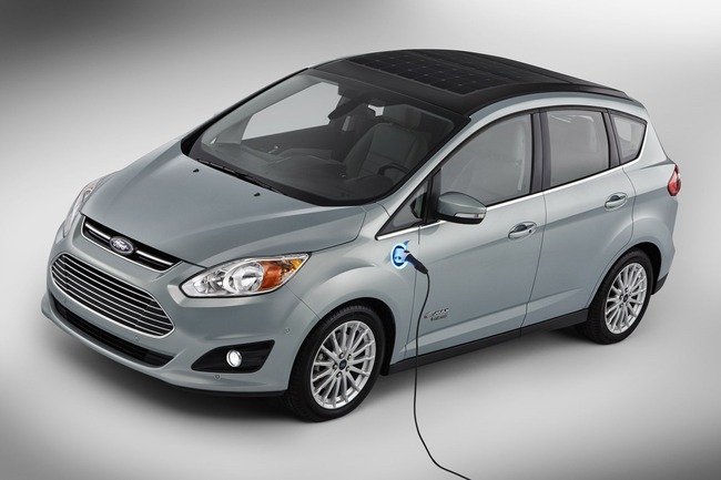 Ford giới thiệu xe hybrid sạc bằng năng lượng mặt trời 1